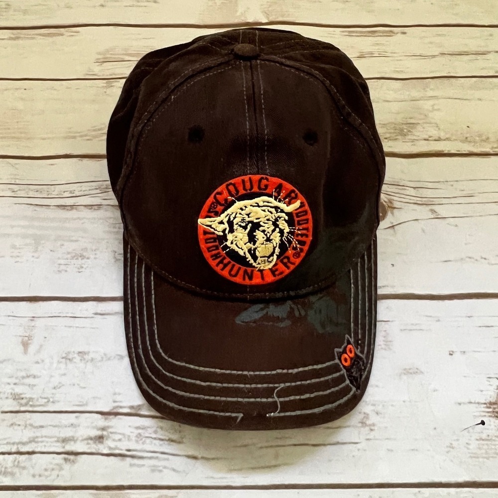 Hooters Baseball Cap Brown Cougar Hunter Patch Flex Fit S/M